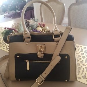 Shoulder /Satchel purse